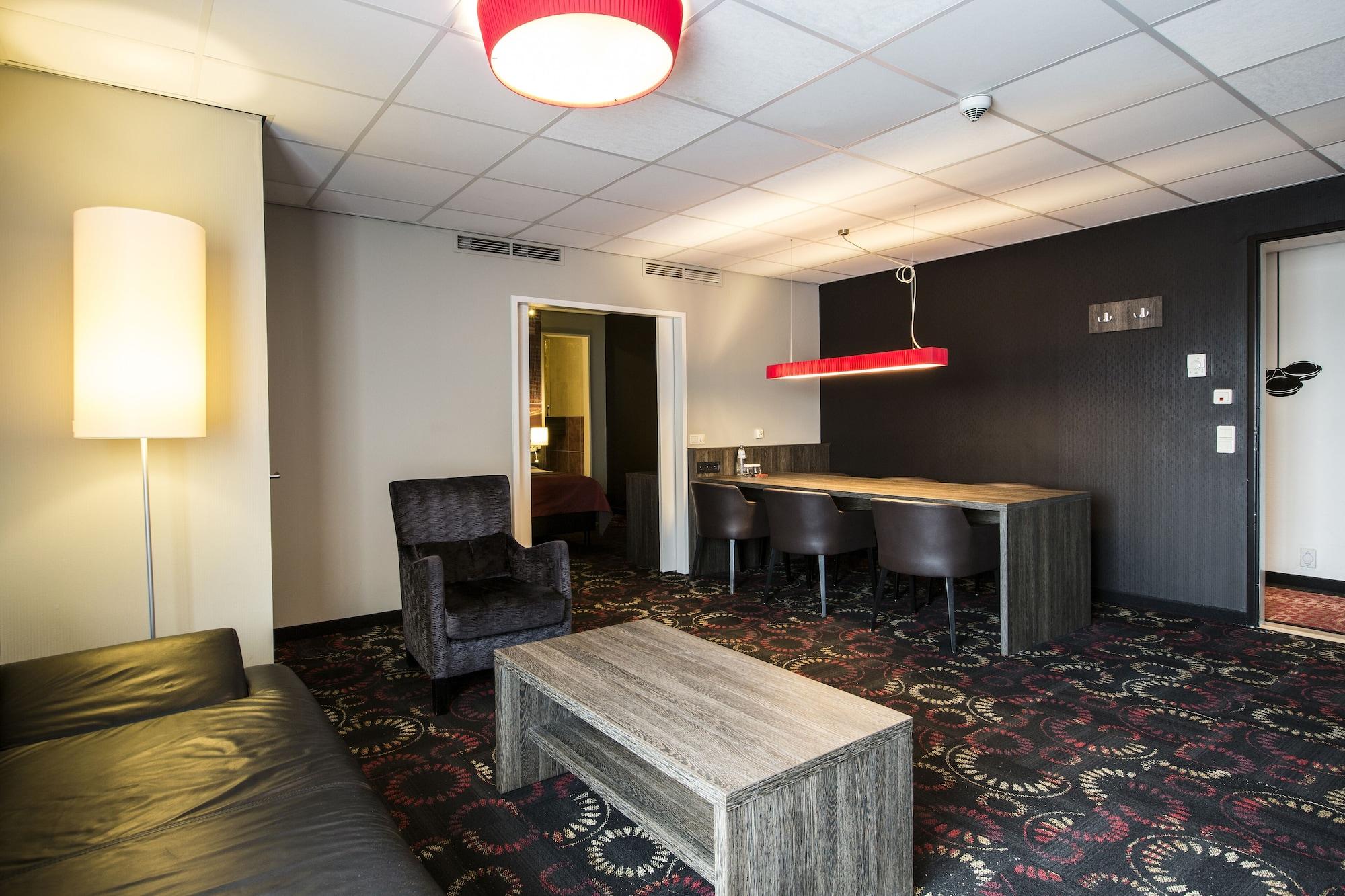 Leonardo Hotel Eindhoven City Center Former Crown Hotel Ngoại thất bức ảnh