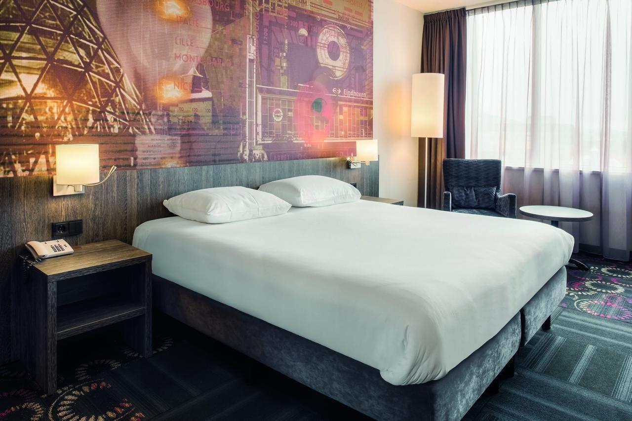 Crown Hotel Eindhoven Centre Ngoại thất bức ảnh