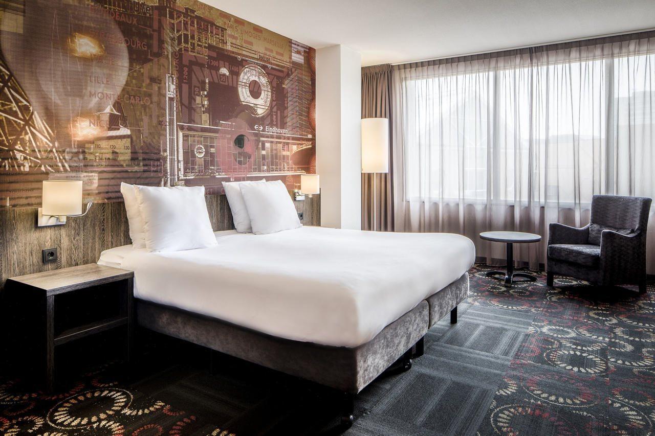 Leonardo Hotel Eindhoven City Center Former Crown Hotel Ngoại thất bức ảnh