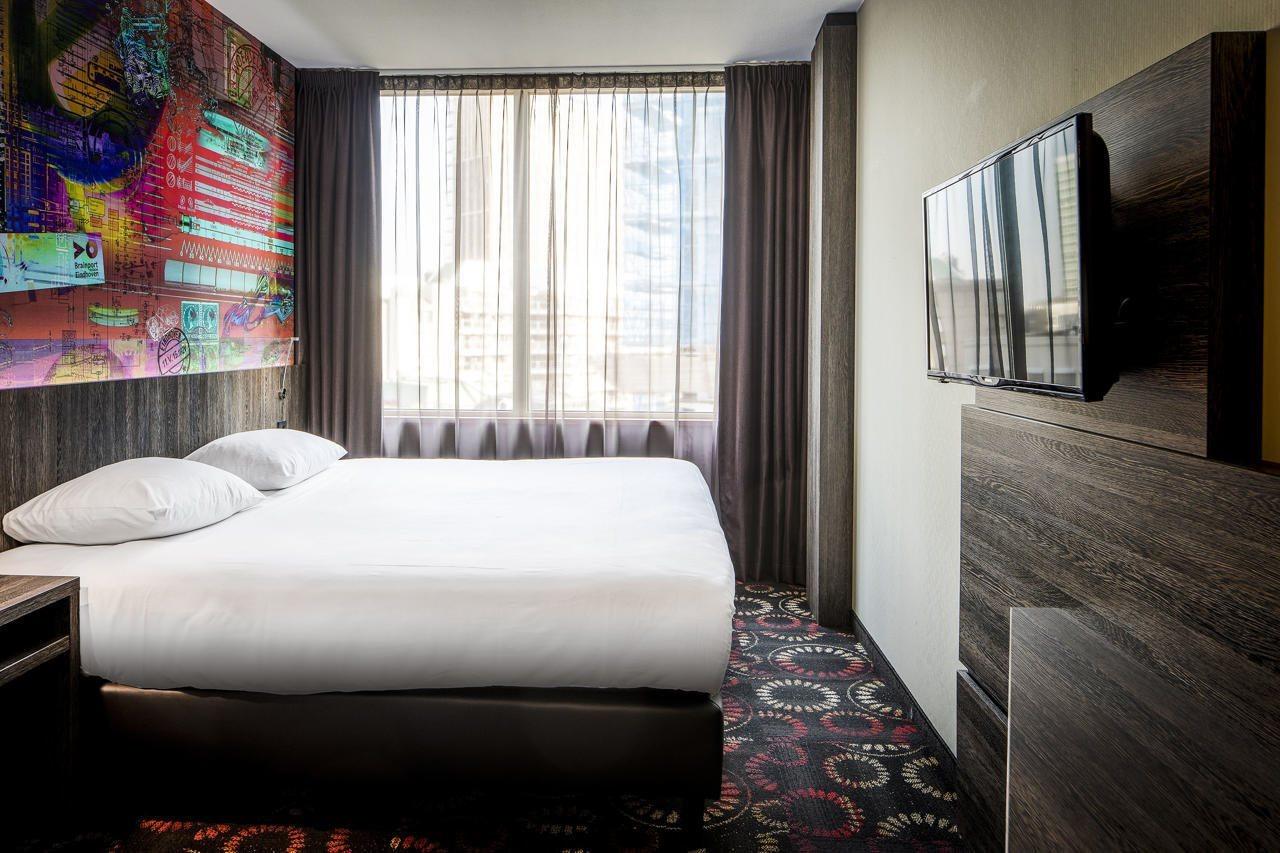 Leonardo Hotel Eindhoven City Center Former Crown Hotel Ngoại thất bức ảnh